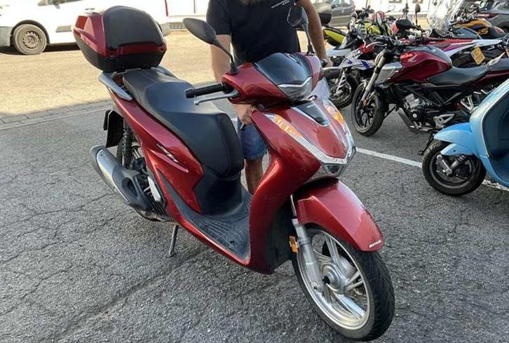 HONDA SH 125, Motoren, Motoren | Honda, Bedrijf, Scooter, 11 kW of minder, 1 cilinder, Minimaal motorrijbewijs A1, ABS, Ophalen