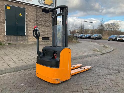 Still STAPELAAR 1.600KG 2.90METER / HEFTRUCK, Zakelijke goederen, Machines en Bouw | Heftrucks en Intern transport, Stapelaar