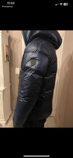 Nieuw donsjack van Armani met een label van 345 euro, Kleding | Dames, Wintersportkleding, Ophalen of Verzenden, Zo goed als nieuw