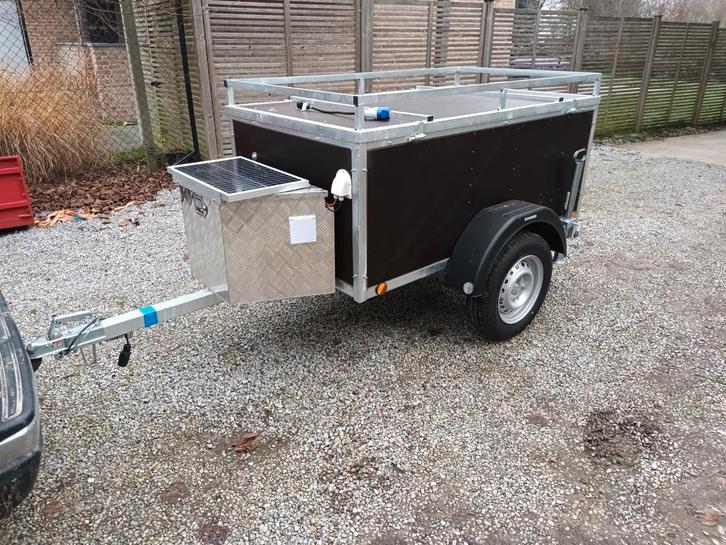 Vend remorque camping pour tente de toit, Caravanes & Camping, Caravanes, Particulier, Roue de secours, Panneau solaire, Enlèvement