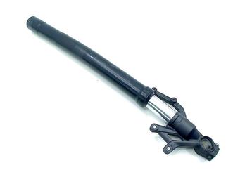 VOORVORK POOT RECHTS Kawasaki Z 900 2020-2024 (Z900 ZR900) beschikbaar voor biedingen