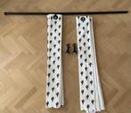 Gordijnen met stok en houders, voor kinderkamer, Huis en Inrichting, Stoffering | Gordijnen en Lamellen, Ophalen, 100 tot 150 cm