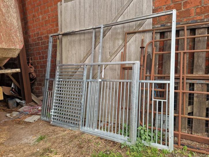 STALDEUREN, Dieren en Toebehoren, Stalling en Weidegang