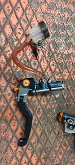 Qunium left hand brake, Auto-onderdelen, Ophalen