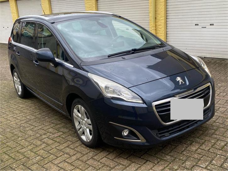 Peugeot 5008//1.6 diesel///automatique//euro 6, Autos, Peugeot, Entreprise, Achat, Toit panoramique, Diesel, Euro 6, MPV ou Monospace