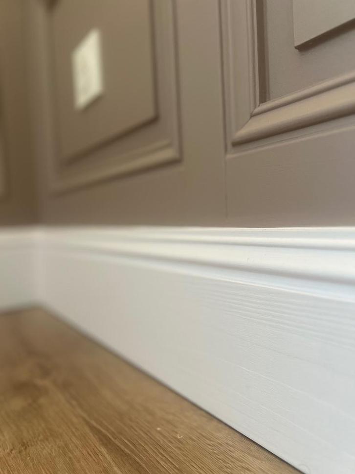 Plinthe, Doe-het-zelf en Bouw, Plinten en Afwerking, Nieuw, Plinten, Overige materialen, 200 tot 250 cm, Ophalen