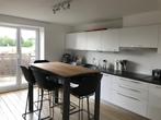 Hoge tafel voor binnen en buiten, Huis en Inrichting, Tafels | Eettafels, Ophalen, Design et chaleureux, 50 tot 100 cm, Zo goed als nieuw