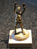 Statuette en bronze d'un boche (première guerre) se rendant, Verzenden, Landmacht, Kunstobject