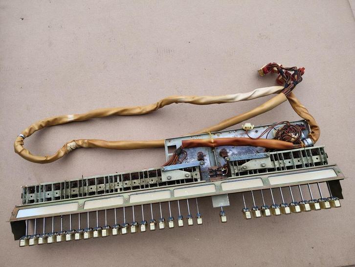 Toetsenbord Wurlitzer 3300/ Americana (1969) jukebox, Verzamelen, Automaten | Jukeboxen, Wurlitzer, Verzenden