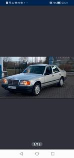 Te koop Mercedes E 200 w124 1.8 benzine oldtimer, Autos, Mercedes Used 1, 5 places, Phares directionnels, Berline