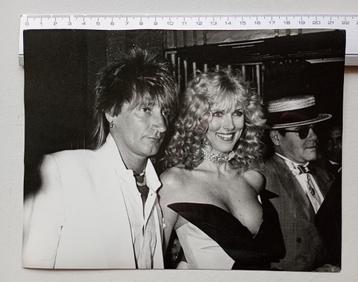 Originele foto's Rod Stewart ,toenmalige vrouw en Elton John beschikbaar voor biedingen