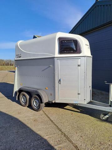 Volledig Aluminium 1,5 paards trailer met zadelkamer, Dieren en Toebehoren, Paarden en Pony's | Trailers en Aanhangwagens, Ophalen