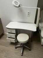 manicuretafel met loep en kruk, Ophalen, Zo goed als nieuw
