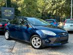 FORD FOCUS 2012 1.6 BENZINE 140.000KM TOPSTAAT, Auto's, Ford, Stof, Zwart, 4 cilinders, Blauw