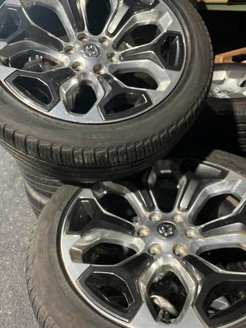 22 inch 6x139.7 dodge ram velgen banden ram 1500 ram1500 beschikbaar voor biedingen