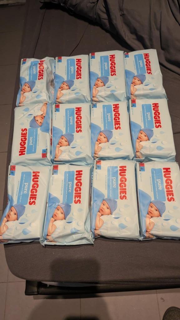 Baby doekjes Pampers maat 4 schoentjes maat 19, Kinderen en Baby's, Badjes en Verzorging, Zo goed als nieuw, Overige typen, Overige merken