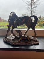 Bronzen beeld van merrie en veulen, Ophalen