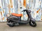 Gloednieuwe Zoë Scooter | Mat Zwart | Klasse A of B |, Fietsen en Brommers, Nieuw, Ophalen of Verzenden, Benzine, 50 cc