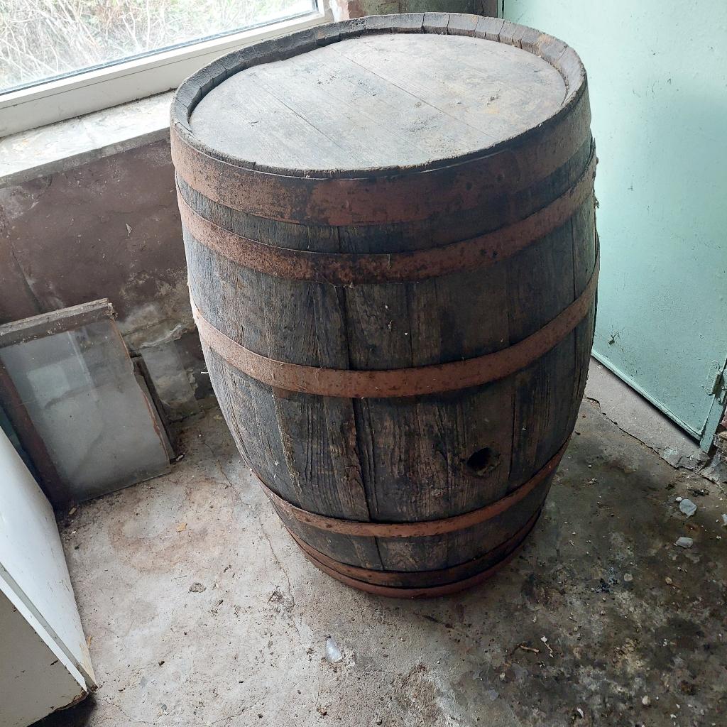 oude wijn- of bierton, Maison & Meubles, Tables | Tables mange-debout, Utilisé, Enlèvement