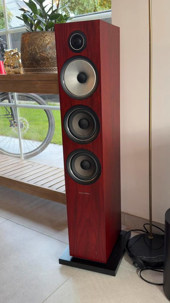 B&W 704 S2 set speakers, Audio, Tv en Foto, Luidsprekerboxen, Zo goed als nieuw, Ophalen