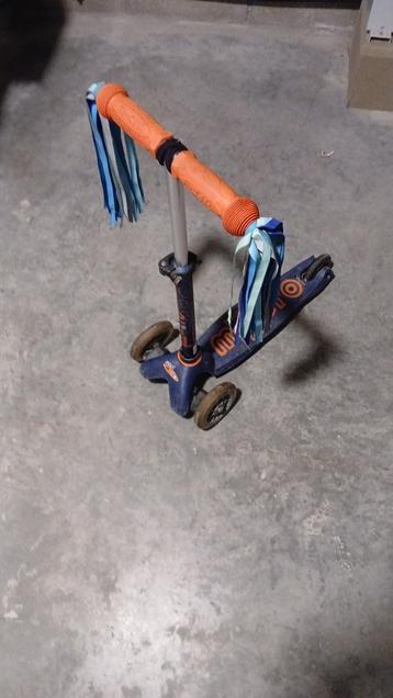 Micro-scooter voor kinderen beschikbaar voor biedingen