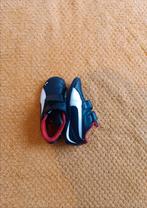 Chaussures et vêtements pour garçons de 1 mois à 2, 5 ans., Kinderen en Baby's, Kindermode-accessoires, Ophalen, Zo goed als nieuw