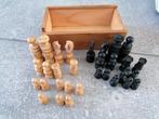 32 Anciennes pièces  en bois de jeu d échec, Comme neuf, Enlèvement ou Envoi