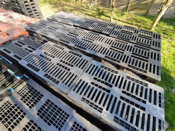 Kunststof H1 paletten 100 stuks, Ophalen of Verzenden, Gebruikt