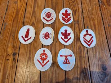 lot 8 insignes specialistes KM, Allemagne 2WW  beschikbaar voor biedingen