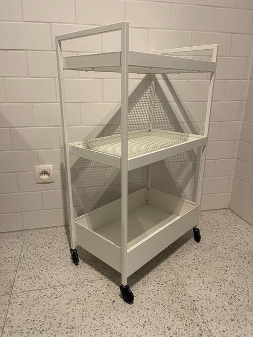IKEA Nissafors roltafel wit, Huis en Inrichting, Tafels | Sidetables, Zo goed als nieuw, 25 tot 50 cm, 50 tot 100 cm, Vierkant