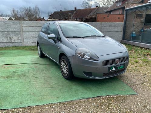 Fiat Punto 1.2 Benzine, Autos, Fiat, Particulier, Grande Punto, Ordinateur de bord, Essence, Boîte manuelle, Argent ou Gris, Enlèvement