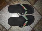 nieuwe petjes en slippers maat 43, Vêtements | Hommes, Vêtements Homme Autre, Enlèvement ou Envoi