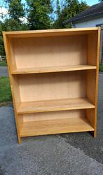 Kast met 2 legplanken, Ophalen, Met plank(en), Gebruikt, 100 tot 150 cm