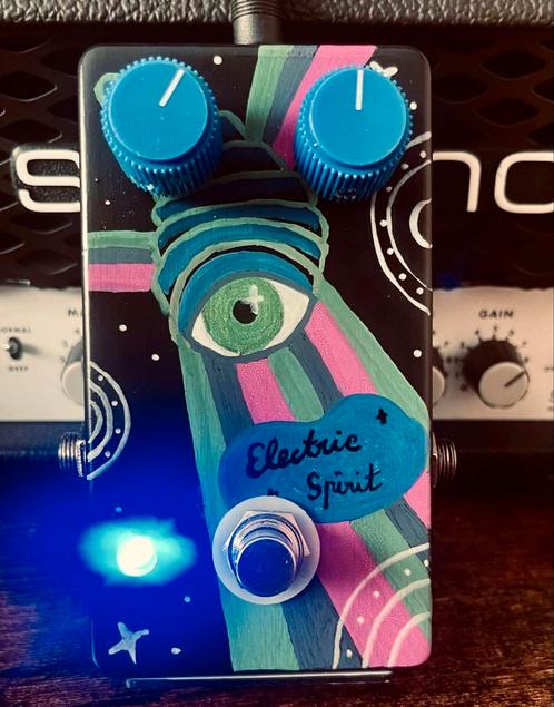 Jordan Bosstone style Fuzz pedal, Muziek en Instrumenten, Effecten, Ophalen