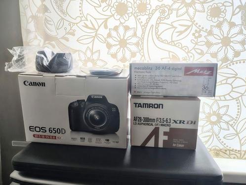 Canon EOS 650D + EF-S 18-55mm F/3.5-5.6 IS II in nieuwstaat, Audio, Tv en Foto, Fotocamera's Digitaal, Zo goed als nieuw, Canon