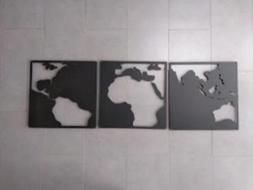 wereldkaart in metaal - drieluik