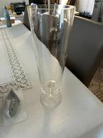 Glazen vaas in zwaar glas op voet, Maison & Meubles, Accessoires pour la Maison | Vases, Comme neuf, Enlèvement, Verre