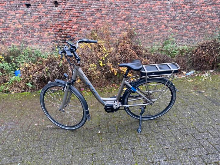 Elektrische fiets middenmoter, Fietsen en Brommers, Elektrische fietsen, Zo goed als nieuw, Ophalen