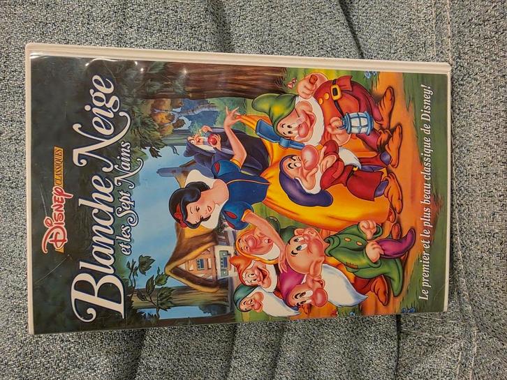 VHS Sneeuwwitje en de zeven dwergen - Disney Classic, Cd's en Dvd's, VHS | Kinderen en Jeugd, Zo goed als nieuw, Ophalen