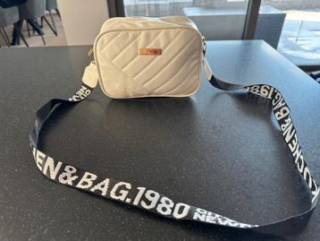 Witte quilted schoudertas – NIEUW beschikbaar voor biedingen