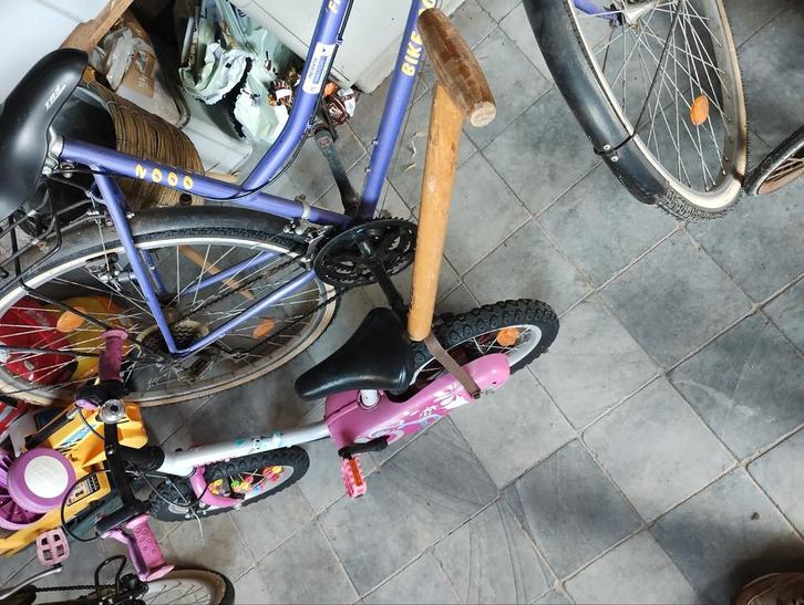 Eerste fietsje 14" met hulp stok!, Fietsen en Brommers, Fietsen | Meisjes, Gebruikt, Ophalen