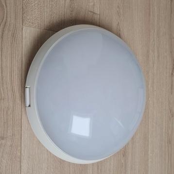 Plafondlamp met sensor disponible aux enchères