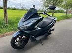 Honda Pcx 125, Motoren, Motoren | Honda, Particulier, 125 cc, 11 kW of minder, 2 cilinders