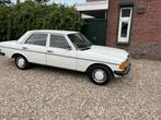 Mercedes 200 diesel AUTOMAAT!, Auto's, Oldtimers, Automaat, 4 deurs, Achterwielaandrijving, Wit
