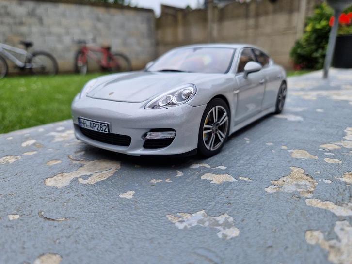 PORSCHE Panamera - Échelle 1/18 - LIMITED - PRIX : 99€, Hobby en Vrije tijd, Modelauto's | 1:18, Nieuw, Auto, Norev, Ophalen