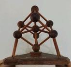 Vintage decoratief houten model dat het Atomium voorstelt., Ophalen of Verzenden, Gebruikt, Overige typen