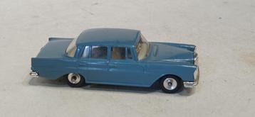 DINKY TOYS MERCEDES 220SE REF 186 beschikbaar voor biedingen