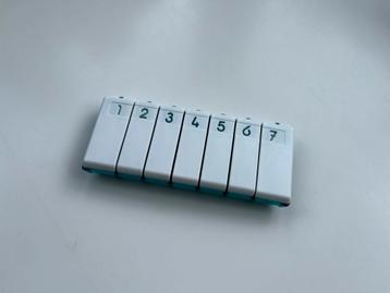 Pillendoosje beschikbaar voor biedingen