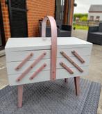 Travailleuse, Enlèvement, Comme neuf