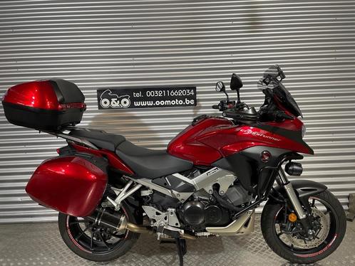 Honda VFR800X Crossrunner ABS + Garantie + entretien GRATUIT, Motos, Motos | Honda, Entreprise, Tourisme, plus de 35 kW, 4 cylindres